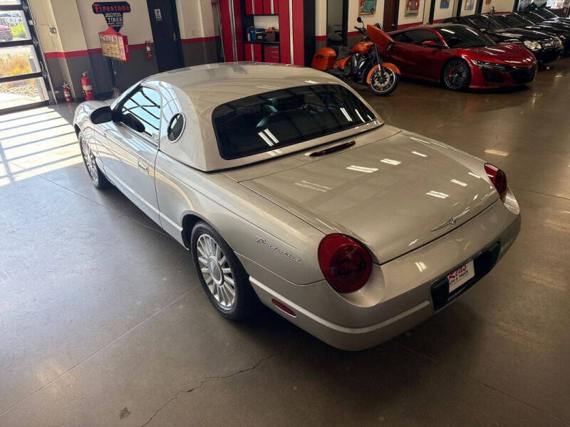 2004 Ford Thunderbird Deluxe