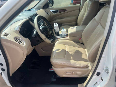 2018 Nissan Pathfinder Platinum