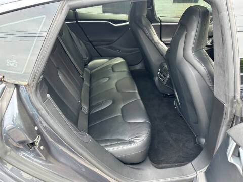2015 Tesla Model S 85D