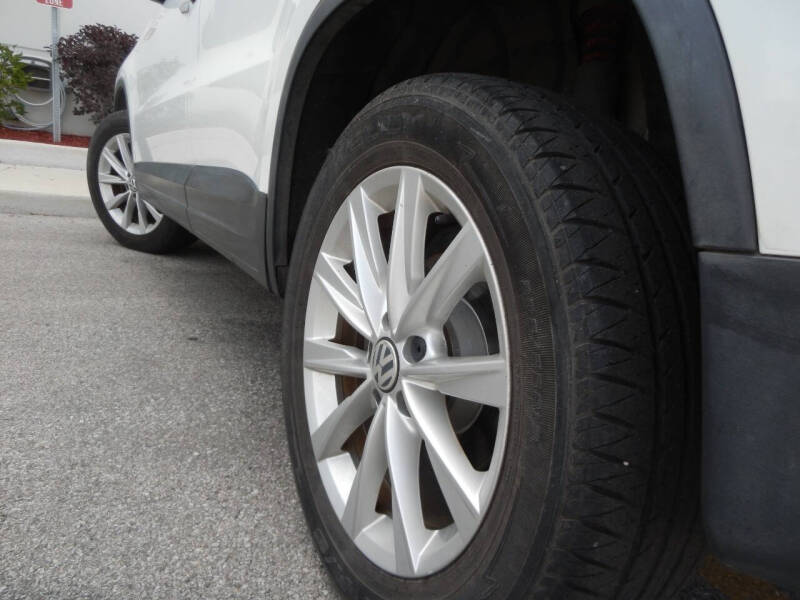 2014 Volkswagen Tiguan S