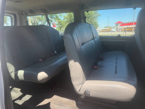 2014 Ford E-Series E-350 SD XL