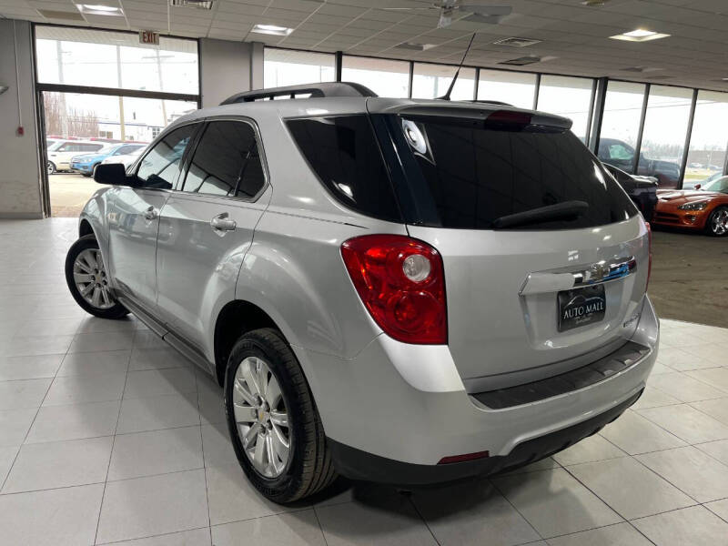 2011 Chevrolet Equinox 2LT photo 7