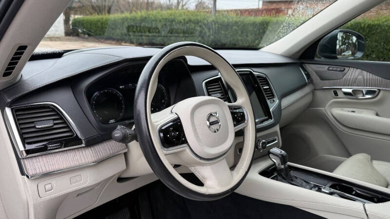 2022 Volvo XC90 T6 Inscription 7-Passenger