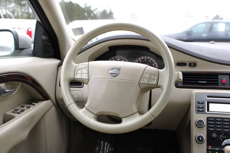 2008 Volvo V70 3.2
