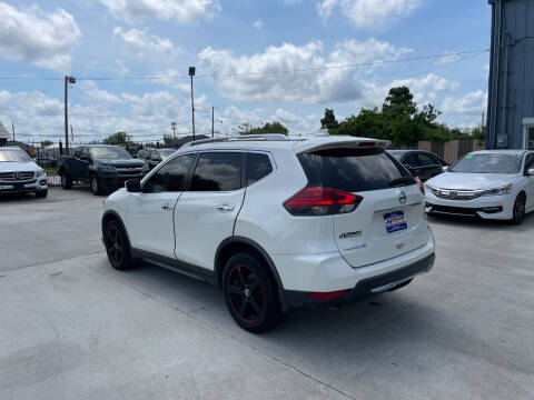 2017 Nissan Rogue SL