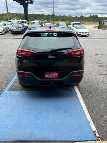 2015 Jeep Cherokee Sport