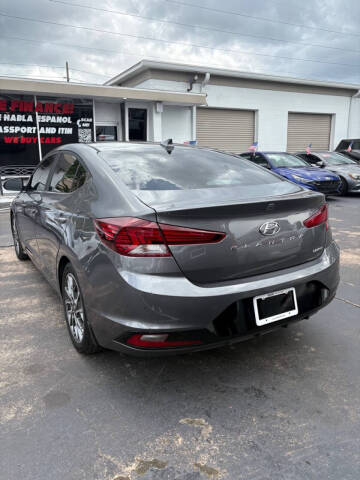 2020 Hyundai Elantra