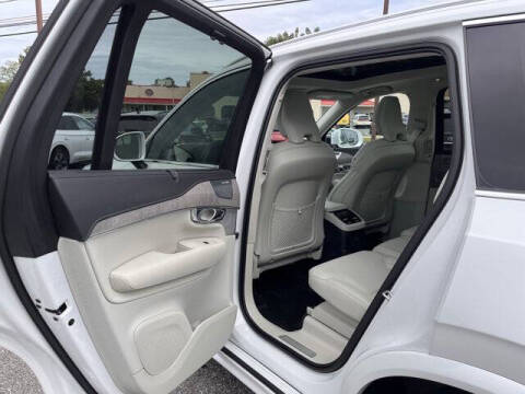 2023 Volvo XC90 Recharge T8 Ultimate Bright Theme 7P