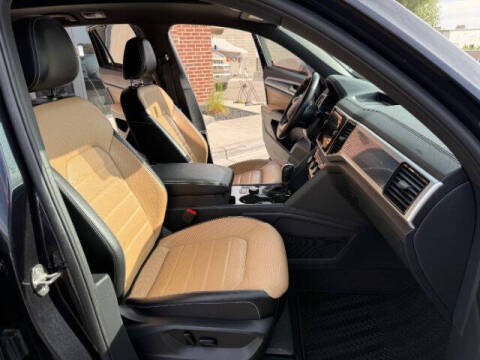 2022 Volkswagen Atlas Cross Sport V6 SEL Premium R-Line 4Motion