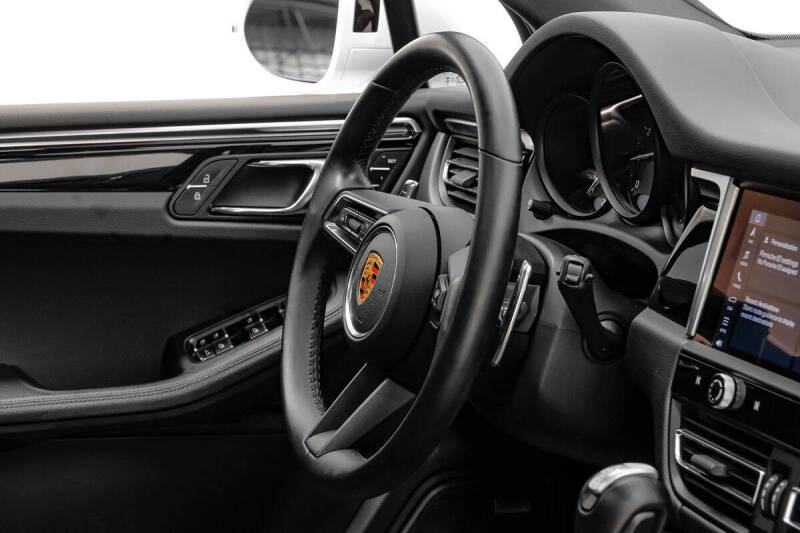 2024 Porsche Macan