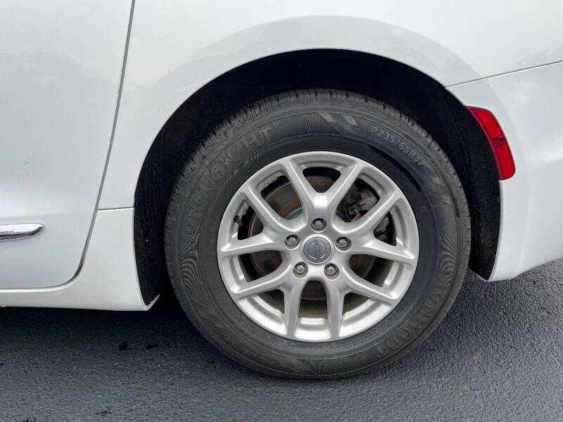 2020 Chrysler Pacifica Touring L