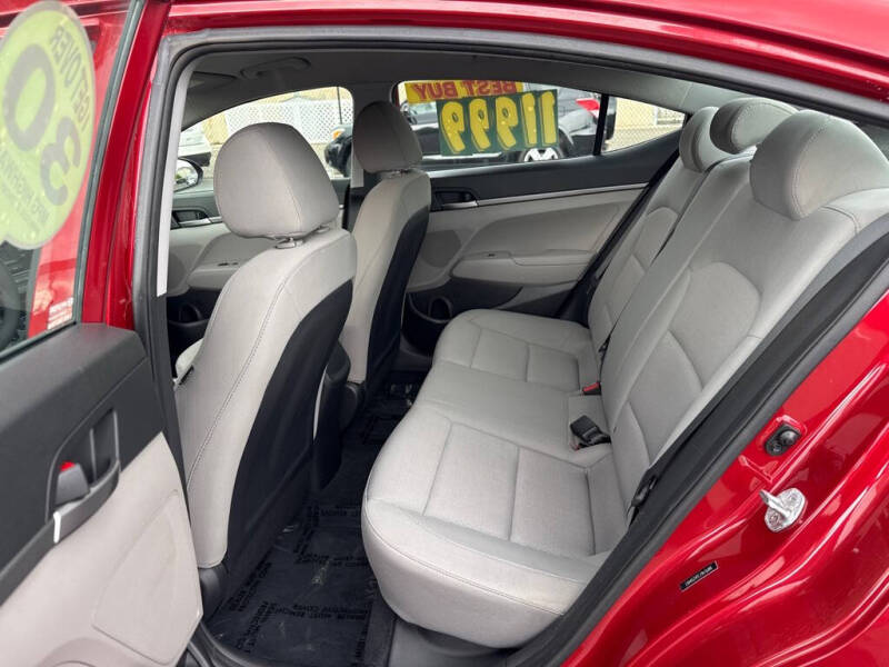 2018 Hyundai Elantra