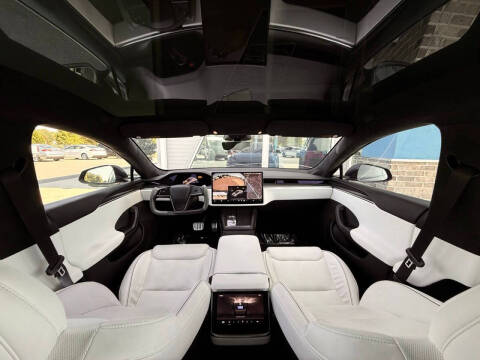 2022 Tesla Model S Plaid