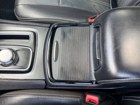 2015 Chrysler 300 S