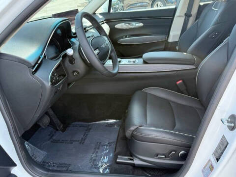 2025 Genesis GV70 2.5T Standard