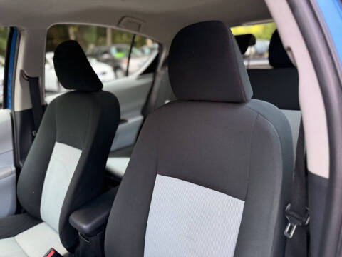 2012 Toyota Prius c Two