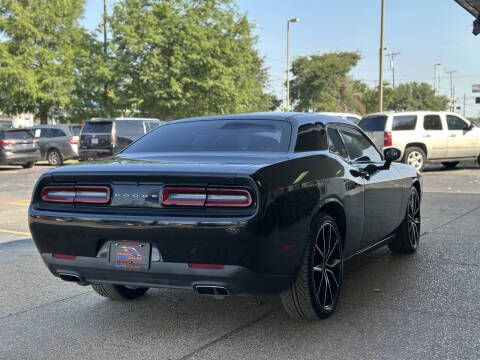 2016 Dodge Challenger SXT