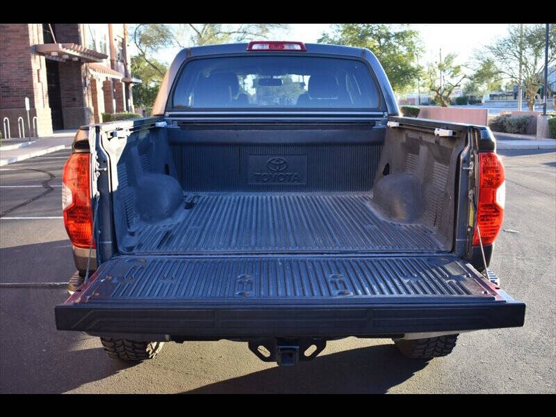 2016 Toyota Tundra SR5