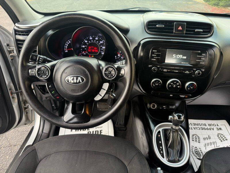 2016 Kia Soul +