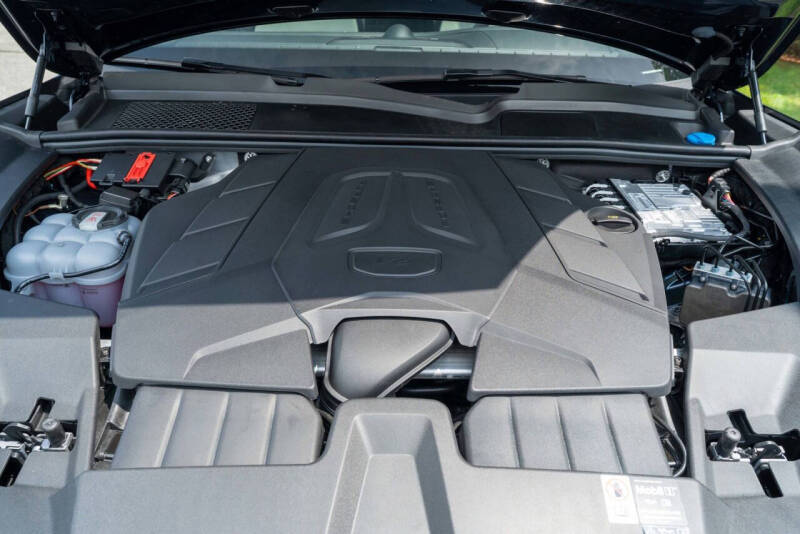 2025 Porsche Cayenne Coupe