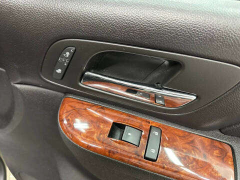 2012 Chevrolet Suburban LT