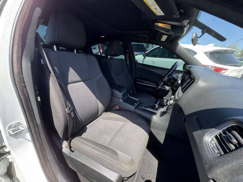 2019 Dodge Charger SXT