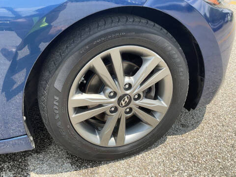 2018 Hyundai Elantra