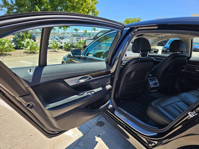 2018 BMW 7 Series 740i