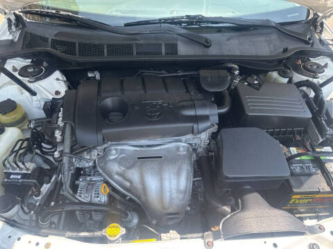 2011 Toyota Camry LE