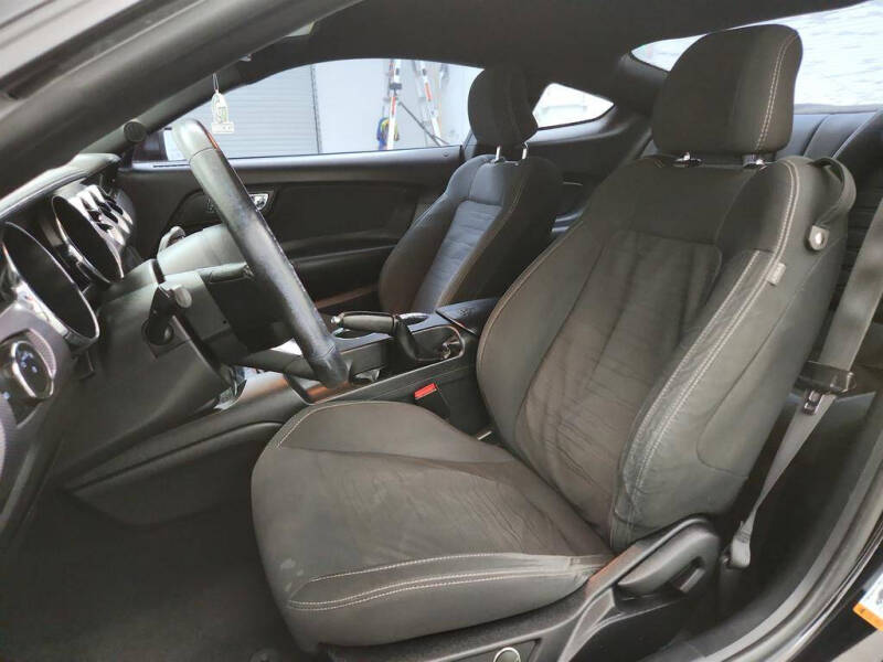 2017 Ford Mustang GT Premium