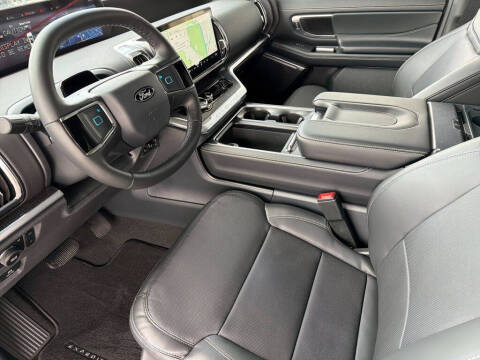2026 Ford Expedition Platinum
