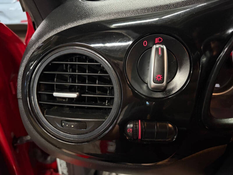 2018 Volkswagen Beetle 2.0T S