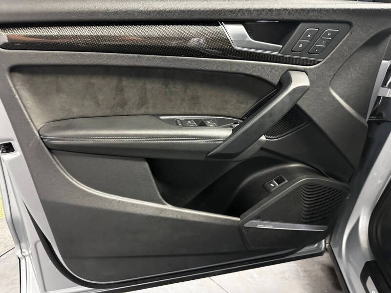 2020 Audi SQ5 3.0T quattro Premium Plus