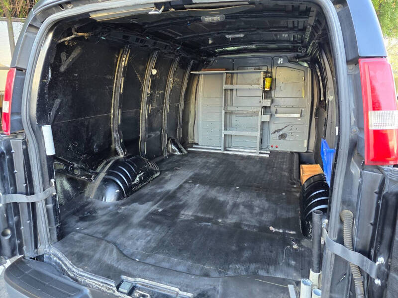 2017 Chevrolet Express 2500