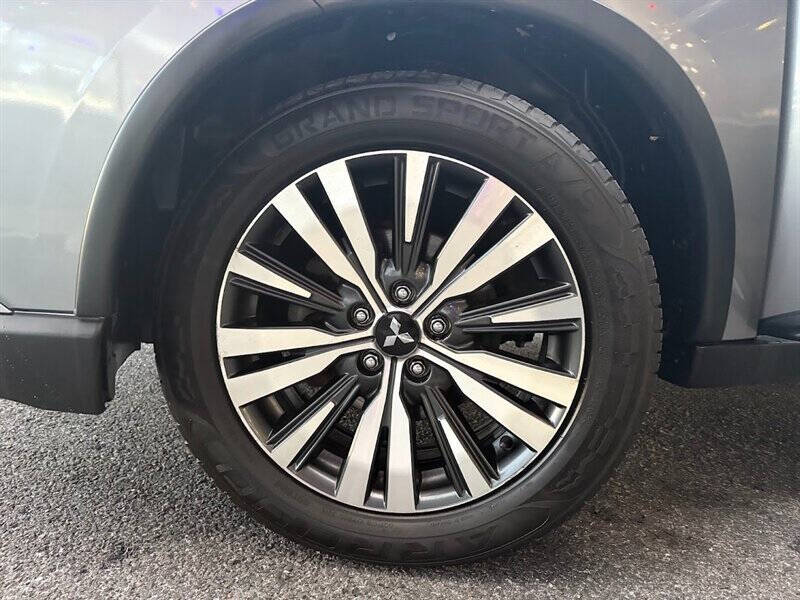 2019 Mitsubishi Outlander SE