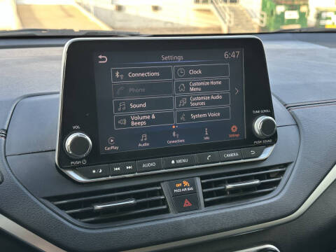 2020 Nissan Altima 2.5 SR