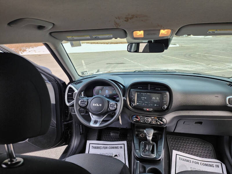 2023 Kia Soul LX