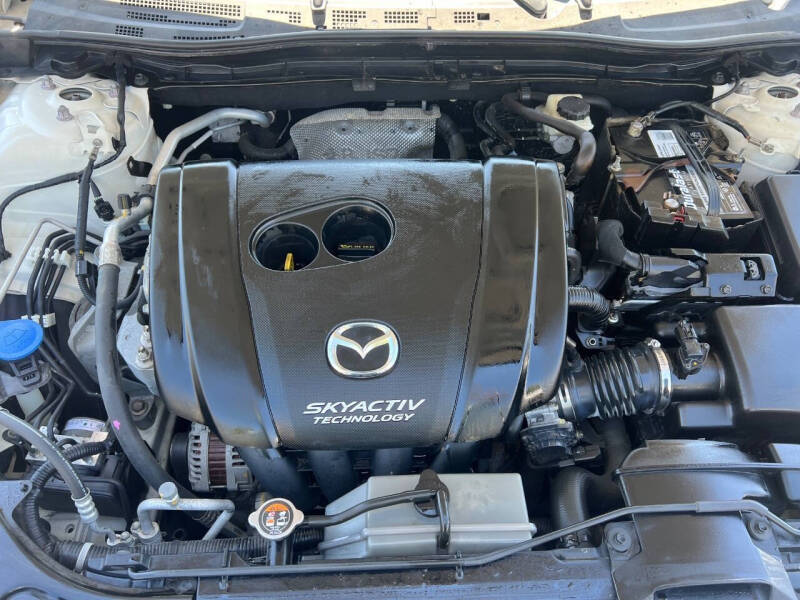 2017 Mazda MAZDA3 Grand Touring