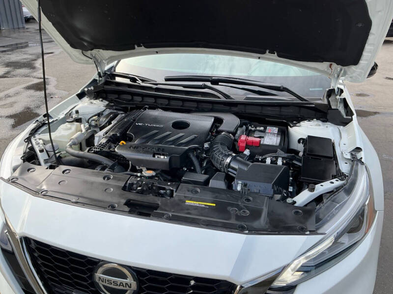 2022 Nissan Altima 2.0 SR