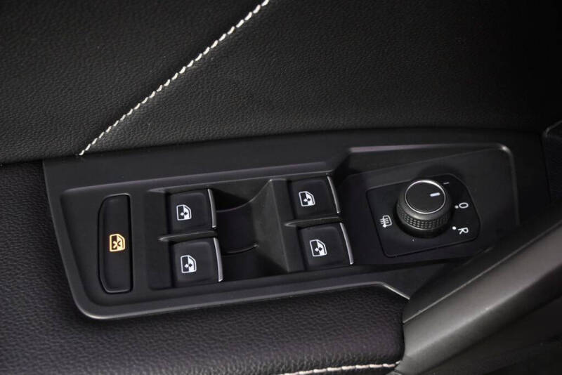 2022 Volkswagen Tiguan SE 4Motion