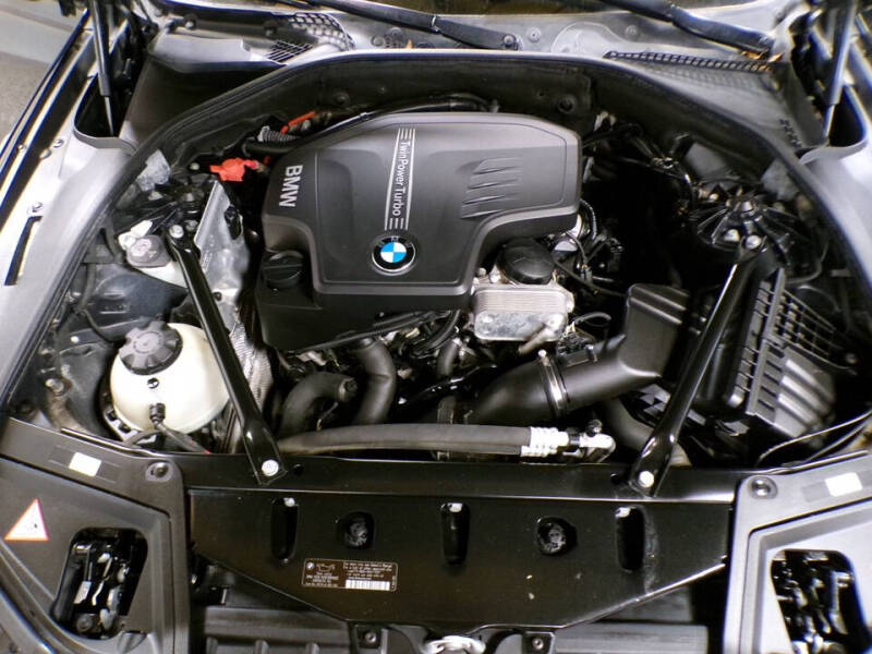 2013 BMW 5 Series 528i xDrive