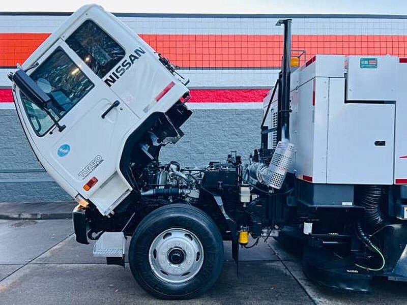 2009 UD Trucks UD3300