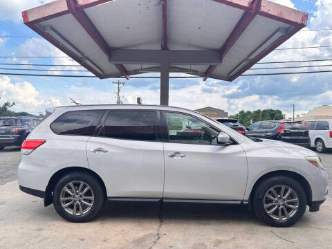 2014 Nissan Pathfinder S