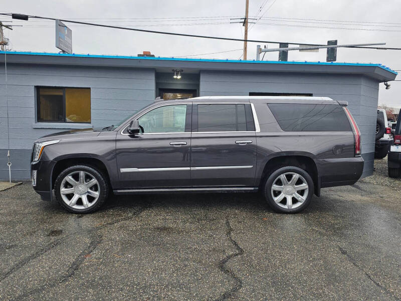 2018 Cadillac Escalade ESV Premium Luxury
