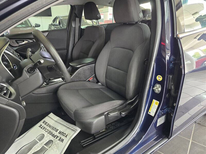 2017 Chevrolet Malibu LS