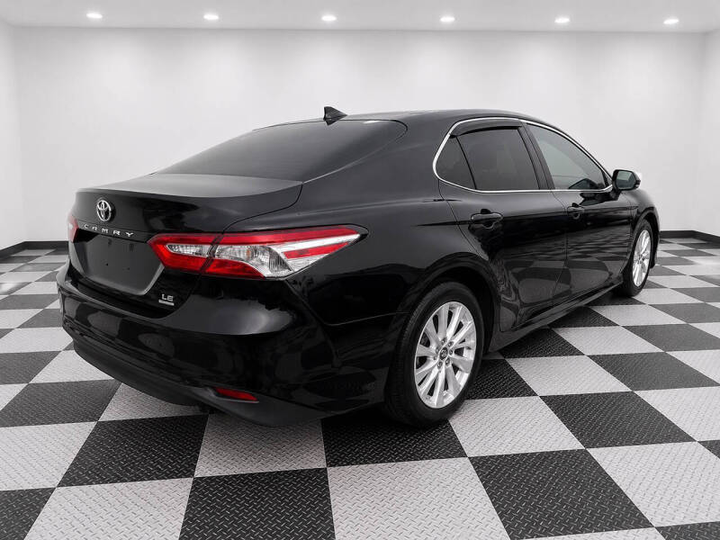 2019 Toyota Camry LE