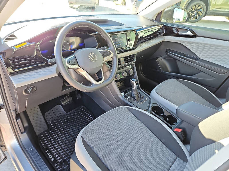 2024 Volkswagen Taos S