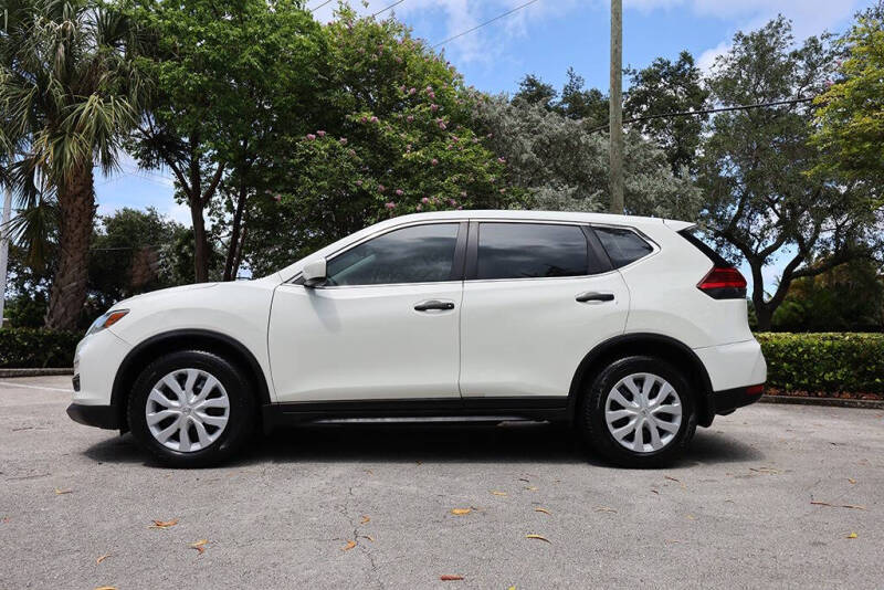 2017 Nissan Rogue S