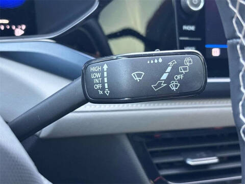 2023 Volkswagen Taos SE 4Motion