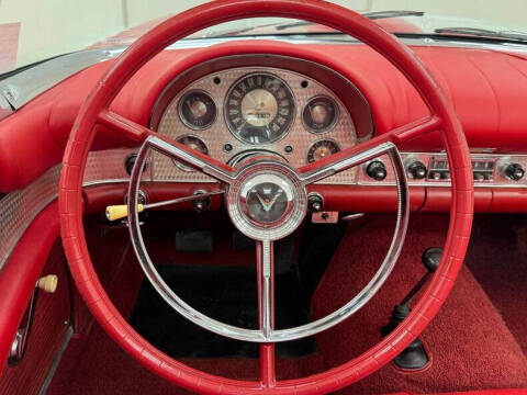 1957 Ford Thunderbird